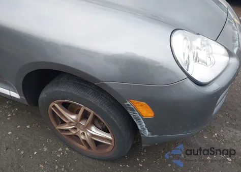 2006 Porsche Cayenne z USA, uszkodzony, nr VIN WP1AA29P66LA21647